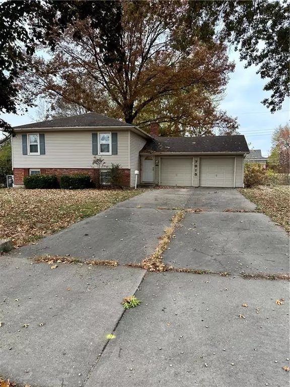 Overland Park, KS 66212,7915 W 96th ST