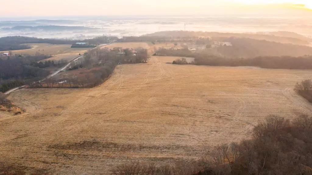 Tonganoxie, KS 66086,Hatchell RD