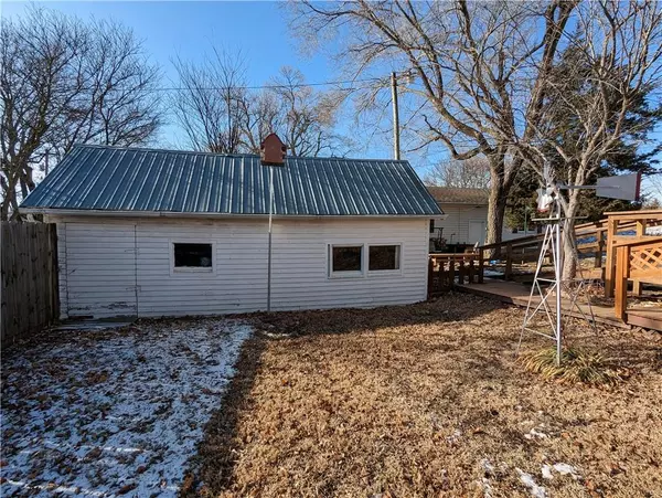Horton, KS 66439,1145 2nd AVE #W