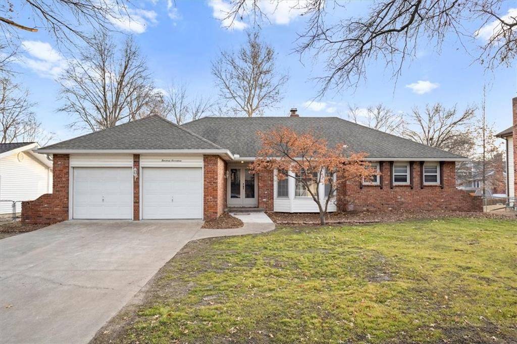 1417 E Sunvale TER, Olathe, KS 66062