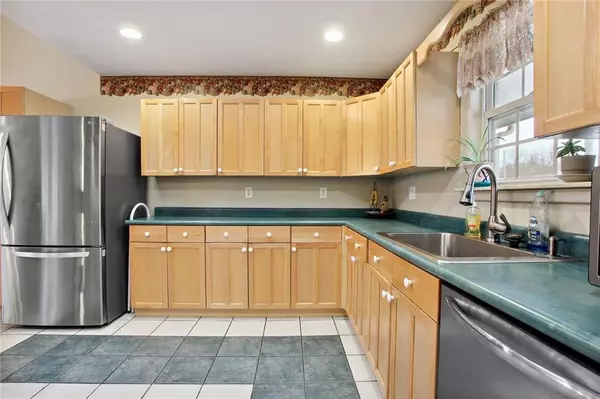 Riverside, MO 64150,4803 NW Hillside DR