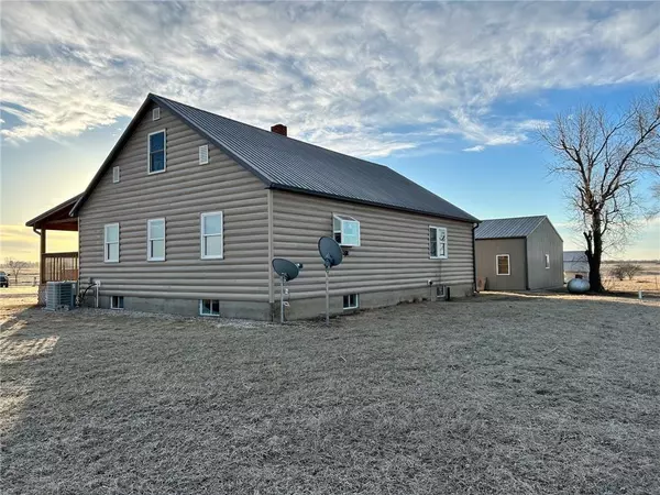 Richmond, KS 66080,20800 NW 2500 RD