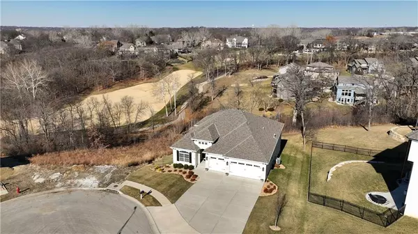 Parkville, MO 64152,9840 Promenade DR