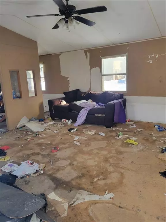 Cosby, MO 64436,377 N 5th ST