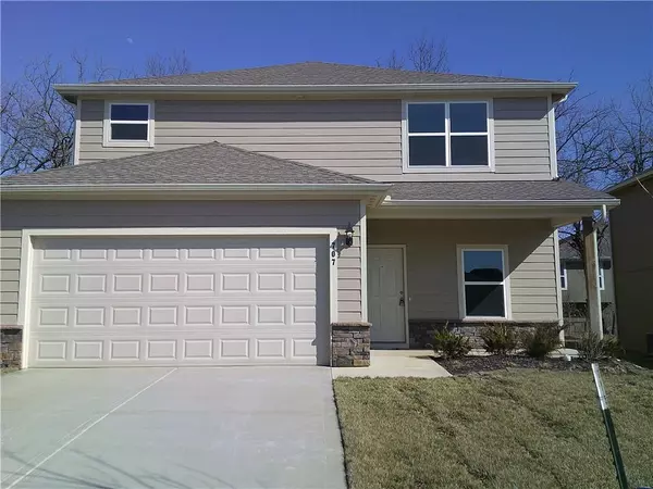 707 Roseberry DR, Paola, KS 66071