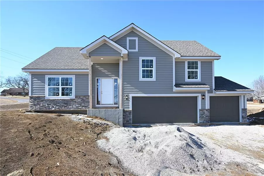 1301 W Concord DR, Plattsburg, MO 64477