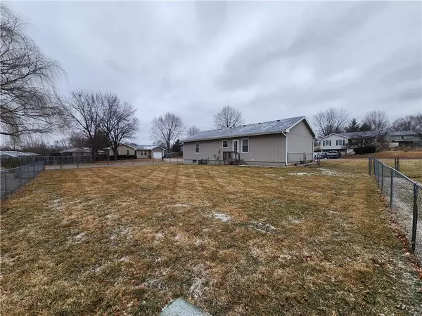 Kearney, MO 64060,618 Younger ST