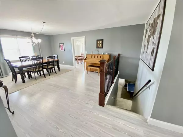 Maryville, MO 64468,27119 Southridge DR