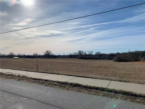 Leavenworth, KS 66048,2105 Vilas ST