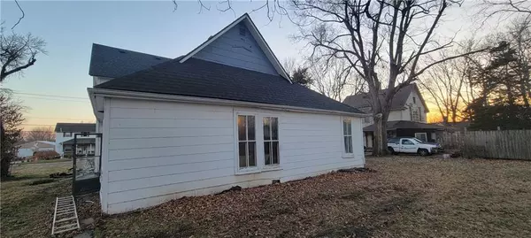 Odessa, MO 64076,321 E Main ST