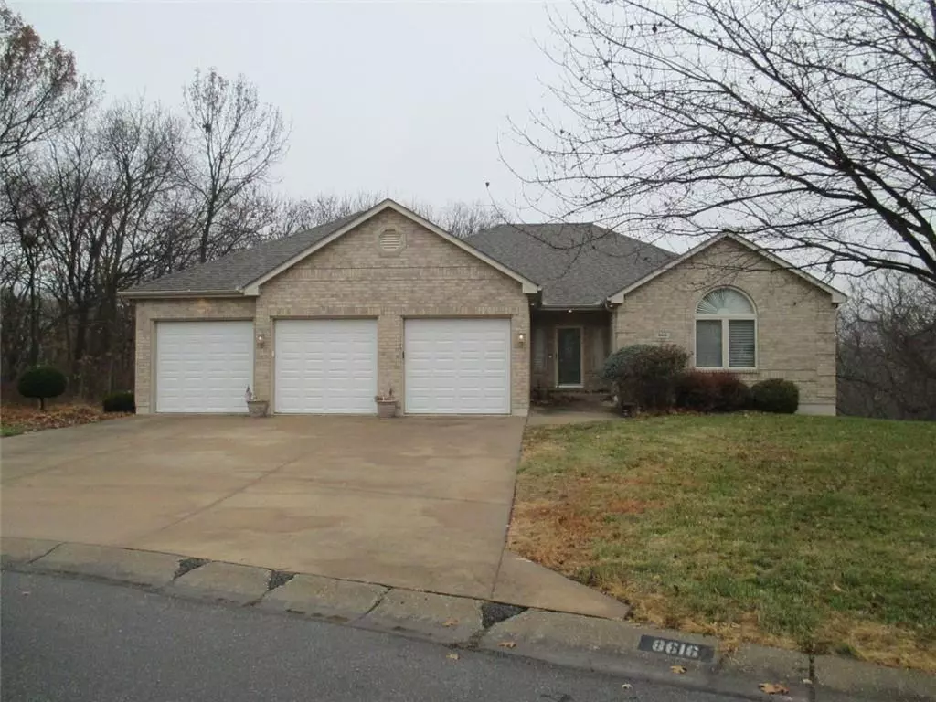 Raytown, MO 64133,8616 Ridgeway CT