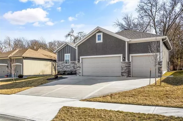Raymore, MO 64083,1913 Creek View LN