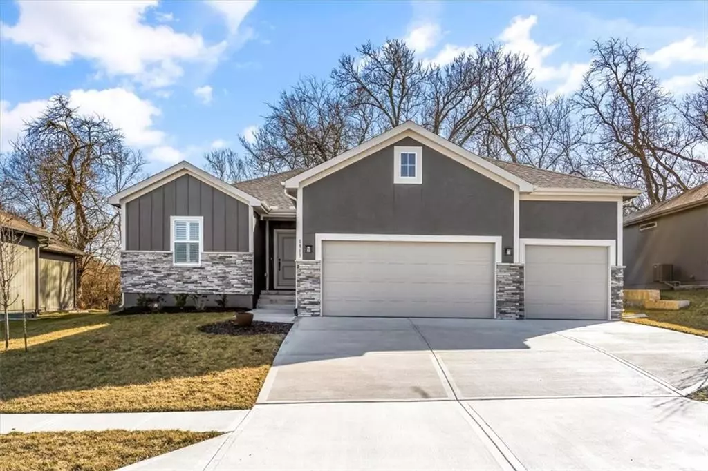 Raymore, MO 64083,1913 Creek View LN