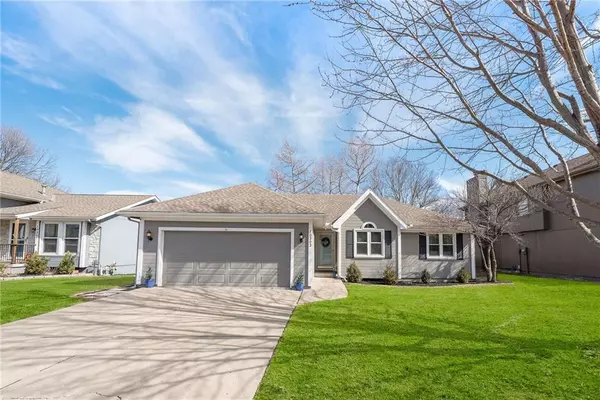 10303 N Main ST, Kansas City, MO 64155