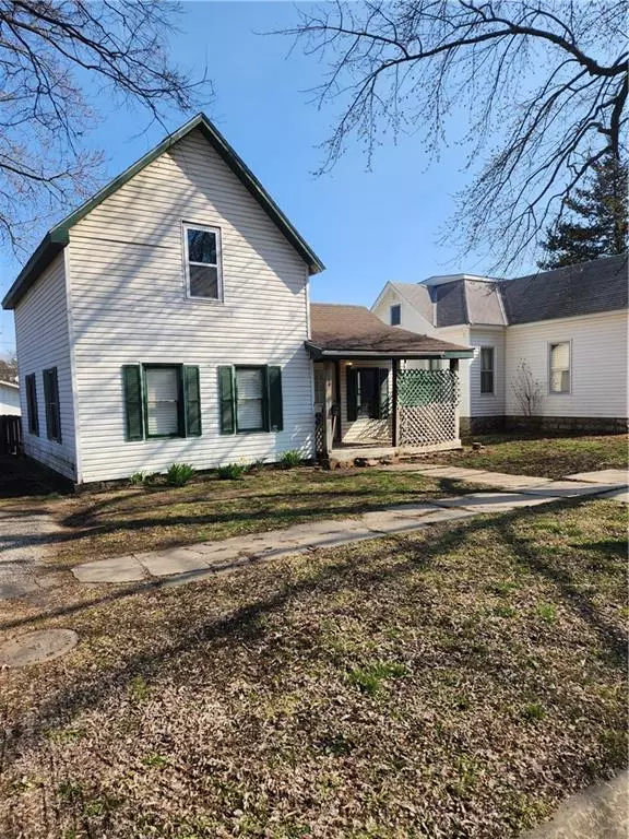 Paola, KS 66071,206 W Kaskaskia ST