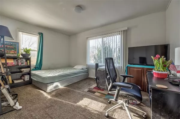 Kansas City, MO 64119,449 E Park AVE