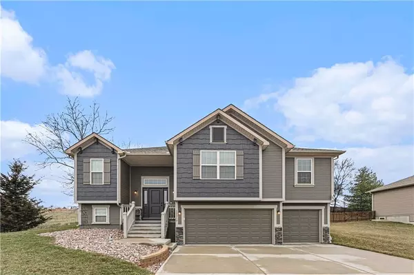 13210 N Clear Creek DR, Platte City, MO 64079