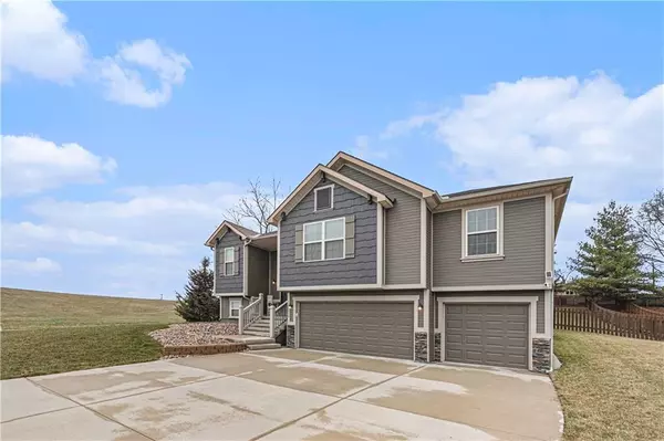Platte City, MO 64079,13210 N Clear Creek DR