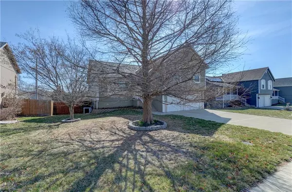 Raymore, MO 64083,707 Derby ST