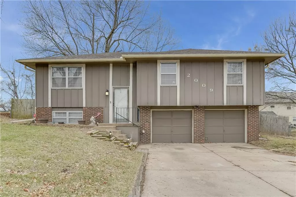 Blue Springs, MO 64014,2009 SW 5th ST