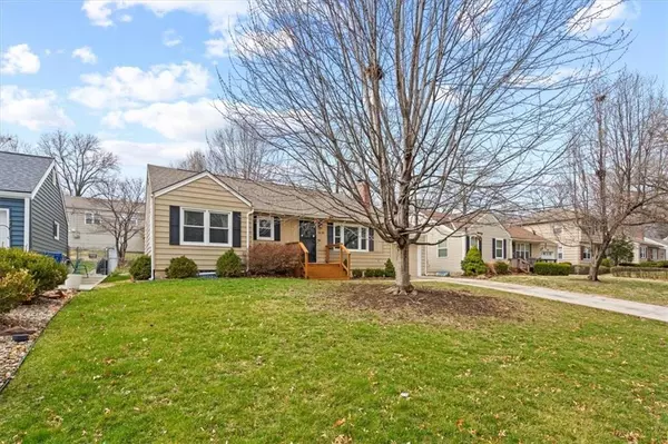 Mission, KS 66202,5630 Beverly LN