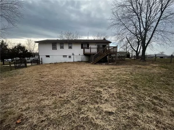 Knob Noster, MO 65336,137 NE 1261 RD