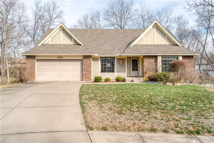 11911 Harrison DR, Kansas City, MO 64146