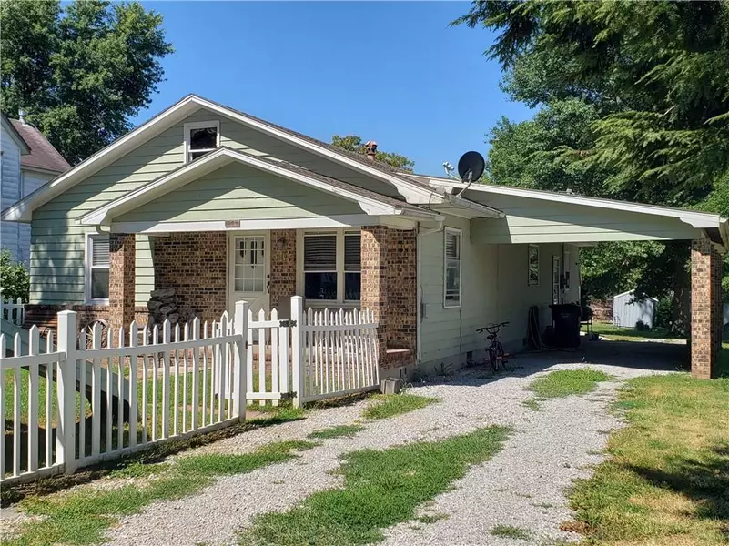 1004 S Bismark ST, Concordia, MO 64020