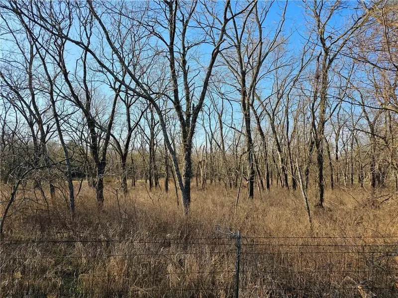 10011 W 191st ST, Bucyrus, KS 66013