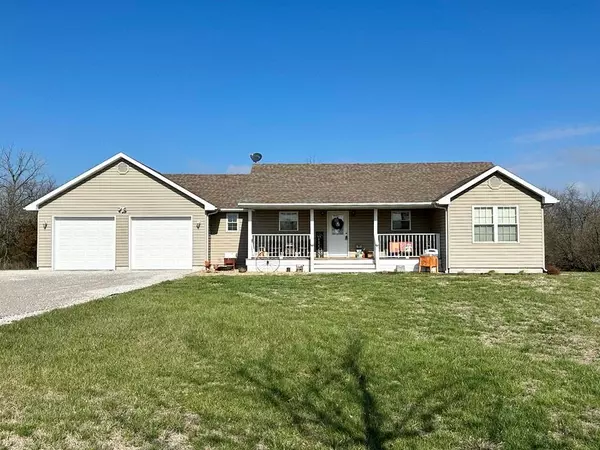 1324 S 601 RD, El Dorado Springs, MO 64744