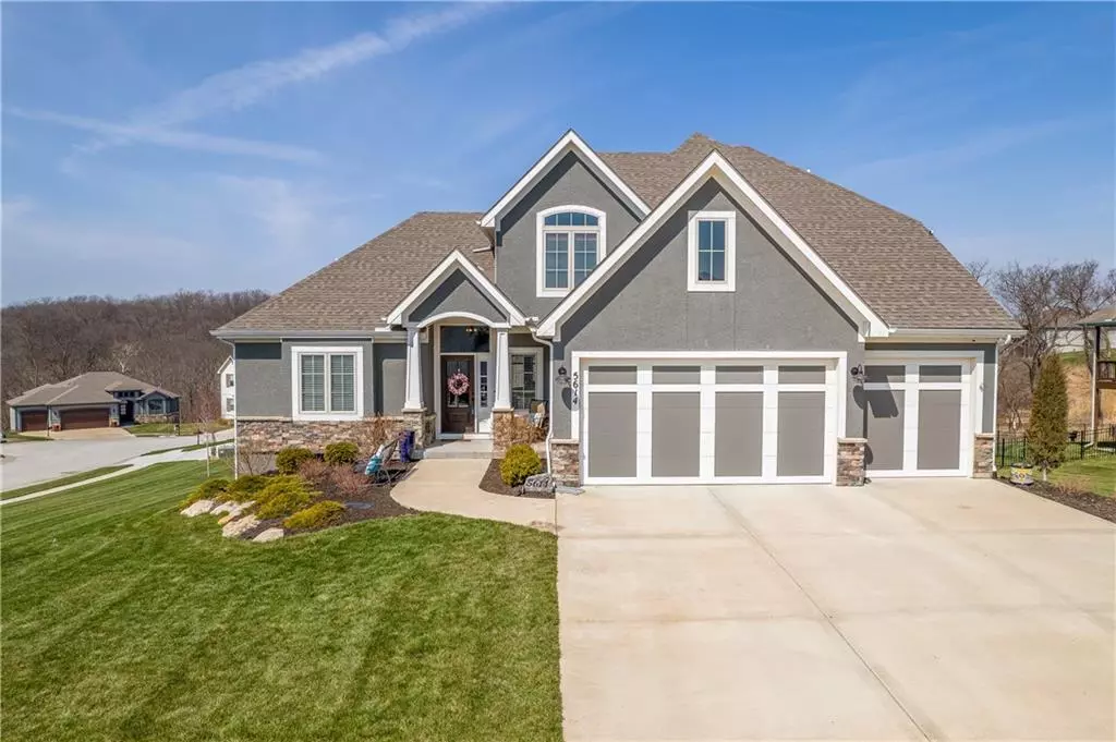 Parkville, MO 64152,5614 Thousand Oaks DR