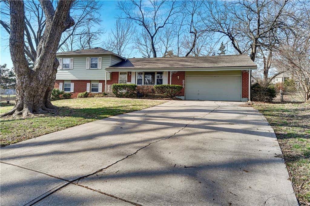 9317 Hardy DR, Overland Park, KS 66212