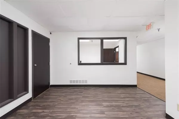 Overland Park, KS 66214,10644 W 87th ST
