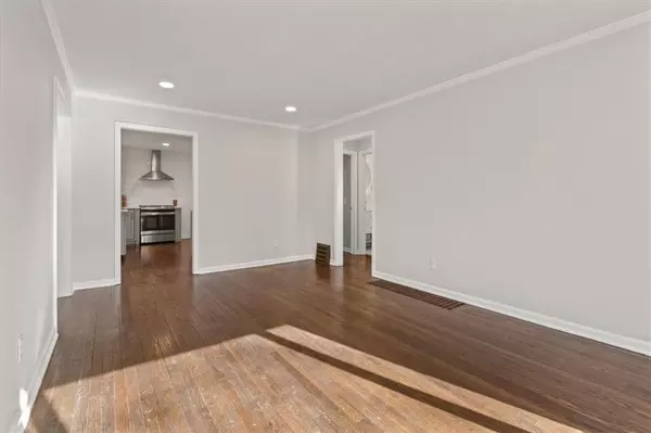 Roeland Park, KS 66205,5347 Briar ST