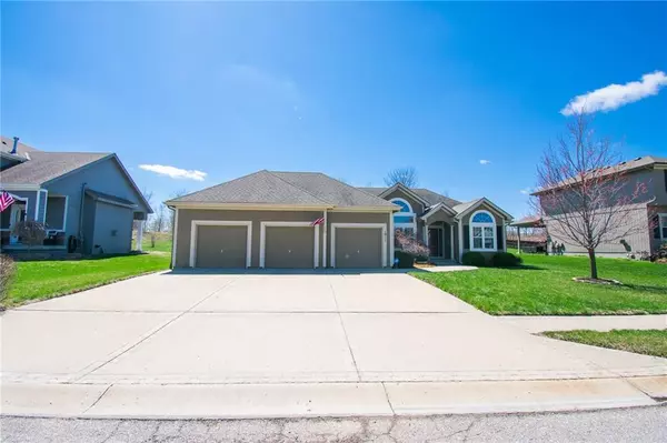 Kearney, MO 64060,1911 Victory LN