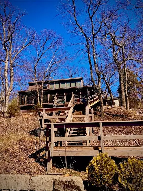 62 SE Lakeside DR, Lacygne, KS 66040