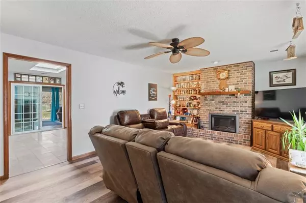 Basehor, KS 66007,15308 Cedar ST