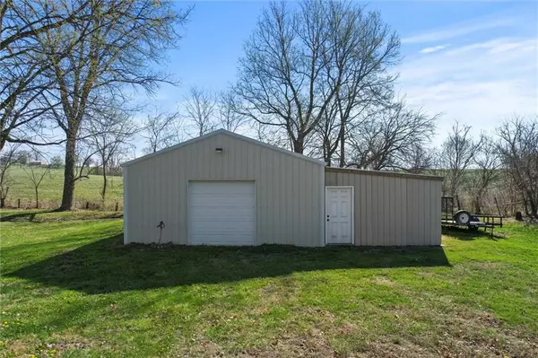 Excelsior Springs, MO 64024,33262 Koala CIR