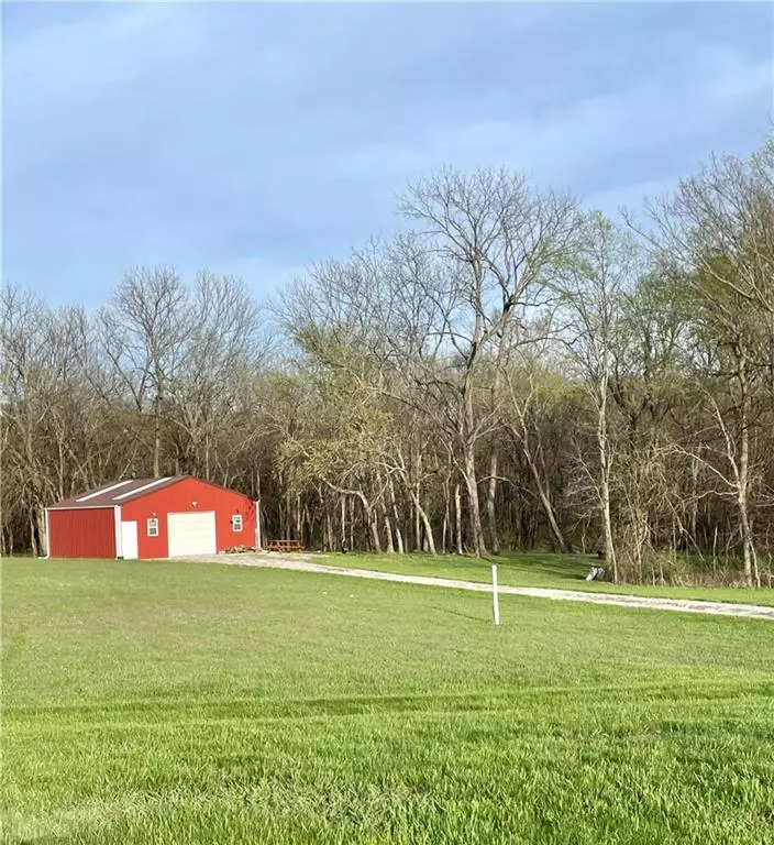 Bates City, MO 64011,995 NW 1731st RD