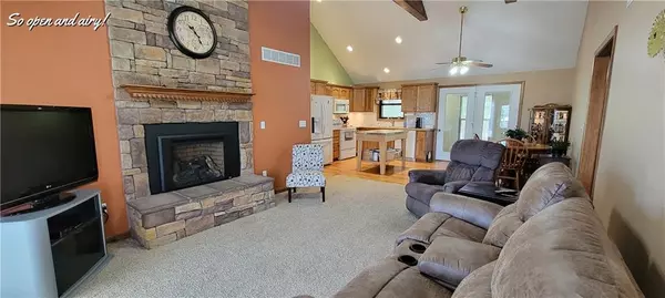 Warsaw, MO 65355,18533 Sterett Creek Villag DR