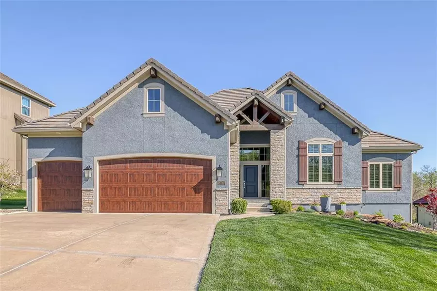 20206 W 88th ST, Lenexa, KS 66220