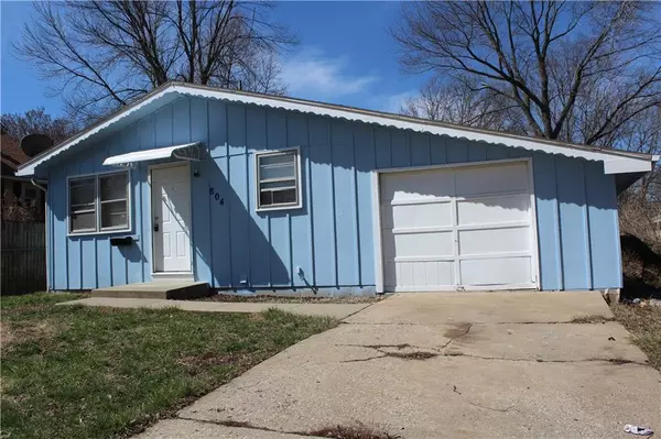 Independence, MO 64050,804 S Woodbury ST