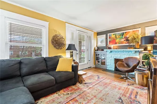 Kansas City, MO 64111,4215 HOLLY ST