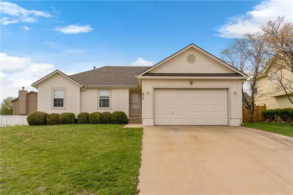 Raymore, MO 64083,606 Derby ST