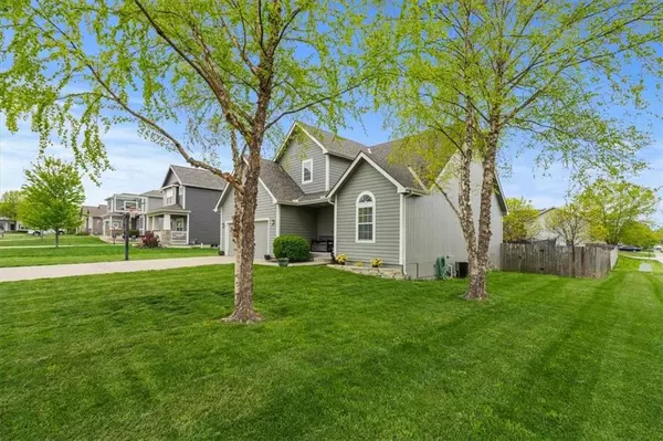 Eudora, KS 66025,1419 Briarwood CT
