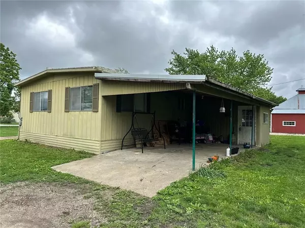 Garnett, KS 66032,820 W 7th ST