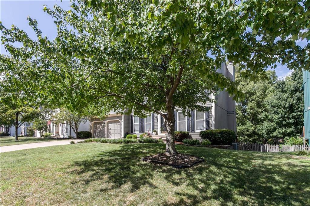 Lenexa, KS 66219,15302 W 84th ST