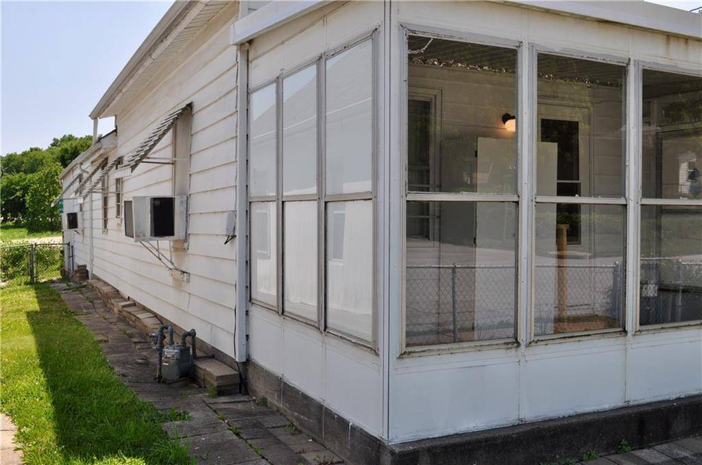 Kansas City, KS 66101,519 Reynolds AVE