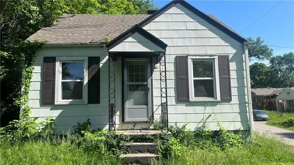 2612 Waples ST, Kansas City, MO 64117