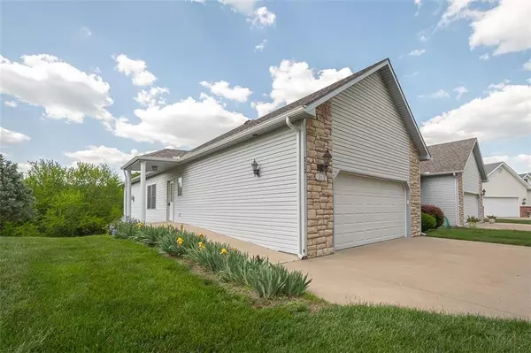 Baldwin City, KS 66006,213 Silver Leaf LN